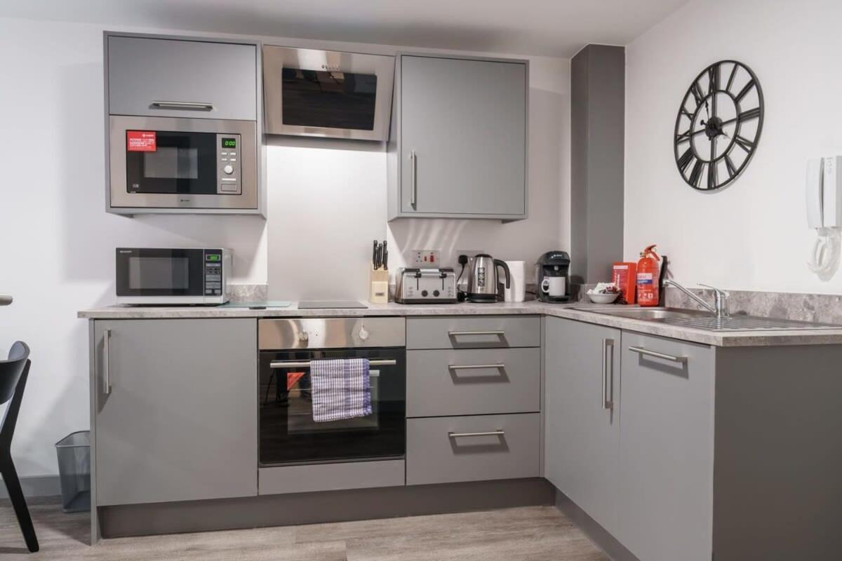 Lovely 1 Bed Apartment In Liverpool Centre Eksteriør bilde